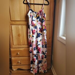 Floral romper/jumpsuit
